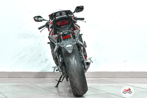 Мотоцикл HONDA CBR 650R 2020, Красный фото 6