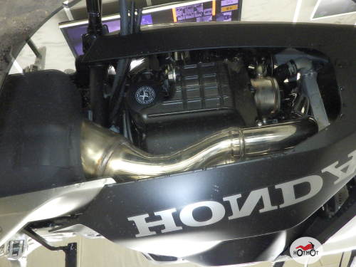 Мотоцикл HONDA CBR 650R 2023, БЕЛЫЙ фото 20