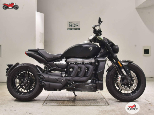 Мотоцикл Triumph Rocket 3 2021, ЧЕРНЫЙ