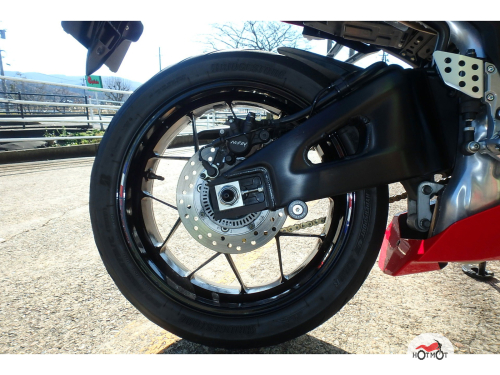 Мотоцикл HONDA CBR 600RR 2020, Красный фото 7