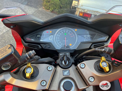 Мотоцикл HONDA VFR 800 2018, Красный фото 5