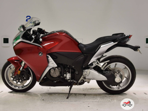 Мотоцикл HONDA VFR 1200  2010, Красный