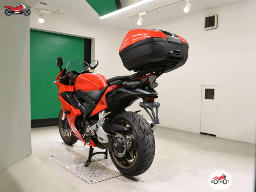 Мотоцикл HONDA VFR 800 2022, КРАСНЫЙ фото 5
