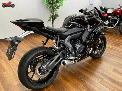 Мотоцикл Yamaha YZF-R7 2022, ЧЕРНЫЙ фото 3