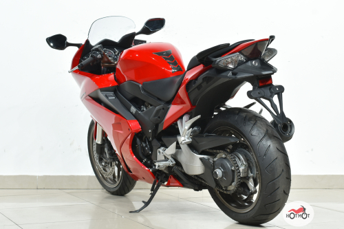 Мотоцикл HONDA VFR 800 2018, Красный фото 8