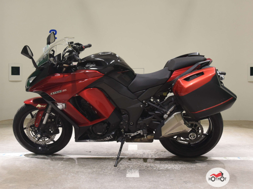 Мотоцикл KAWASAKI Z 1000SX 2015, Красный