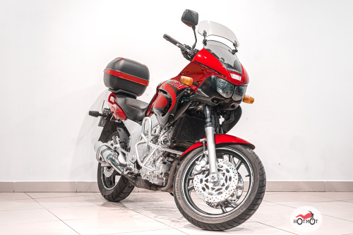 Мотоцикл YAMAHA TDM 850 1999, Красный