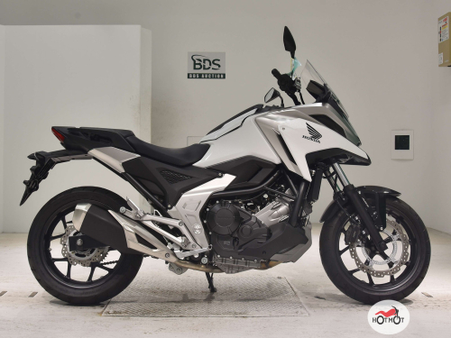 Мотоцикл HONDA NC 750X 2022, Белый фото 2