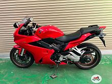 Мотоцикл HONDA VFR 800 2019, Красный