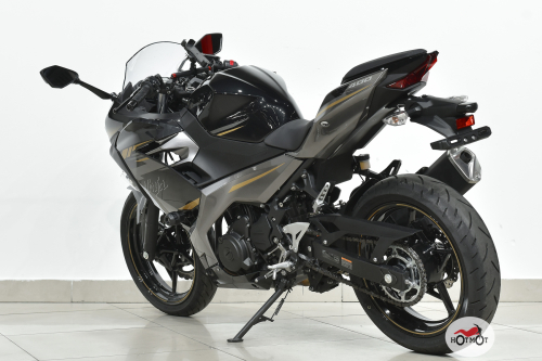 Мотоцикл KAWASAKI Ninja 400 2022, Черный фото 8