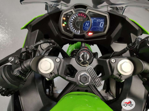 Мотоцикл KAWASAKI Ninja 400 2019, Зеленый фото 5