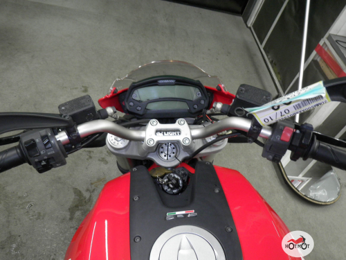 Мотоцикл DUCATI Monster 696 2008, Красный фото 9
