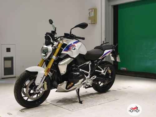 Мотоцикл BMW R 1250 R 2021, белый фото 4