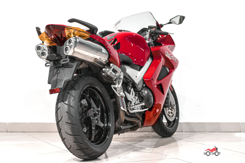 Мотоцикл HONDA VFR 800 2003, Красный фото 7