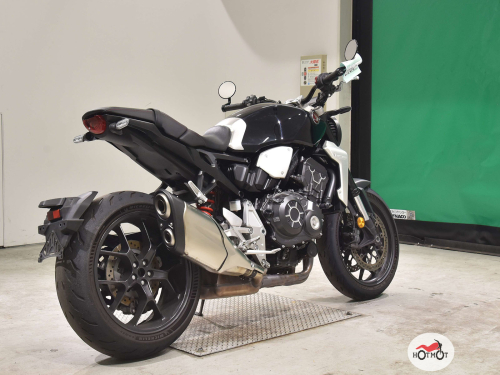 Мотоцикл HONDA CB 1000R 2018, черный фото 5