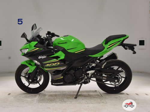 Мотоцикл KAWASAKI Ninja 400 2022, Зеленый