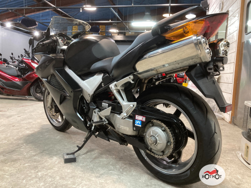 Мотоцикл HONDA VFR 800 2004, Черный фото 4