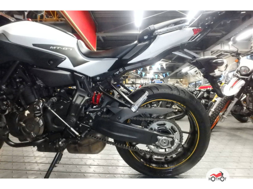 Мотоцикл YAMAHA MT-07 (FZ-07) 2015, белый фото 8