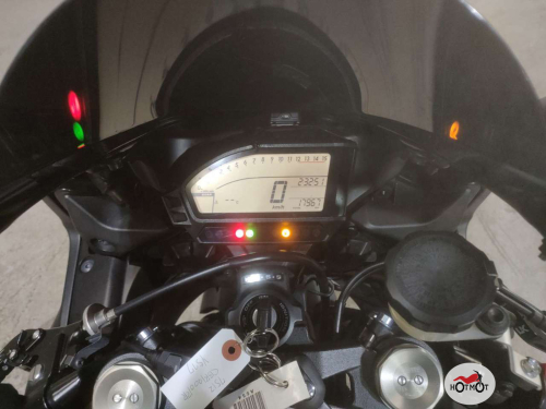 Мотоцикл HONDA CBR1000RR 2016, Черный фото 5