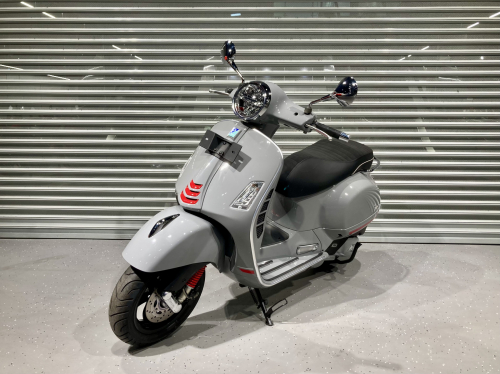 Скутер VESPA GTS 150 2023, СЕРЫЙ фото 3