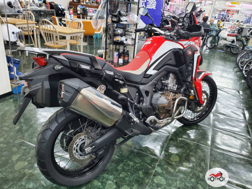Мотоцикл HONDA CRF 1000L Africa Twin 2016, Красный фото 4