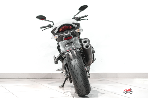 Мотоцикл DUCATI Monster 821 2015, БЕЛЫЙ фото 6