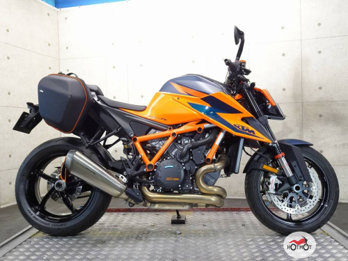 Мотоцикл KTM 1290 Super Duke R 2021, Оранжевый фото 2