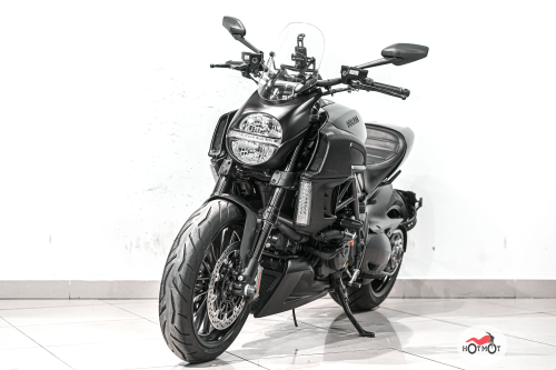Мотоцикл DUCATI Diavel 2013, Черный фото 2