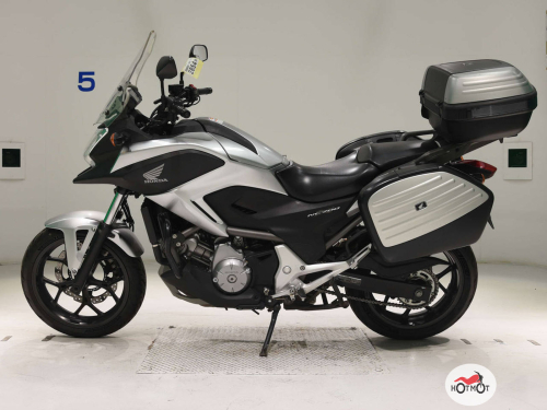 Мотоцикл HONDA NC 700X 2013, серый