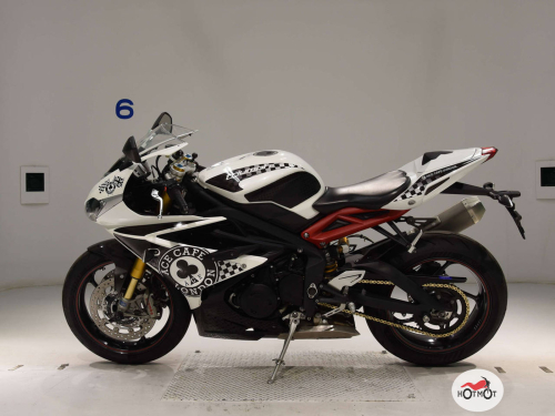 Мотоцикл TRIUMPH Daytona 675 2014, белый