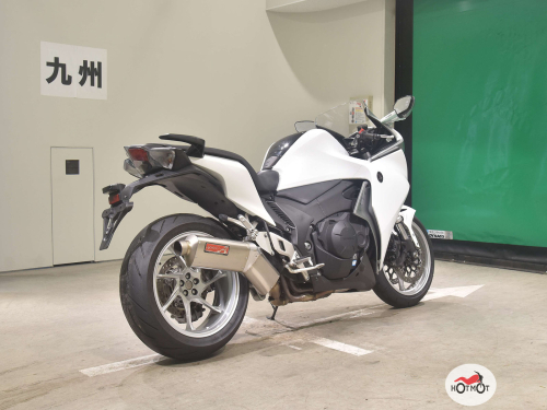 Мотоцикл HONDA VFR 1200  2013, БЕЛЫЙ фото 4