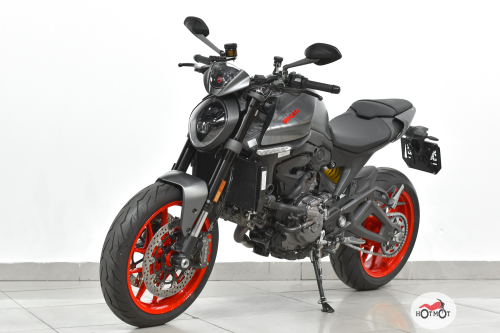 Мотоцикл DUCATI Monster (2021-н.в.) 2022, серый фото 2