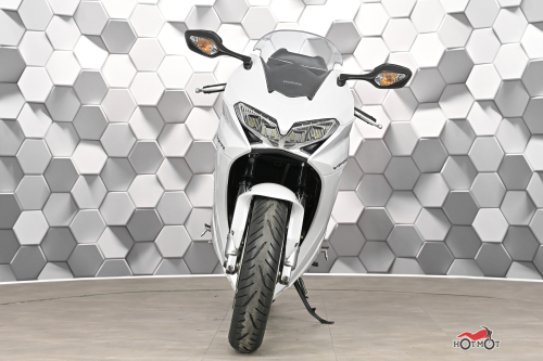 Мотоцикл HONDA VFR 800 2014, Белый фото 5