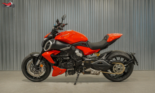 Мотоцикл Ducati Diavel V4 2023, КРАСНЫЙ фото 2