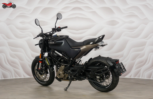 Мотоцикл Husqvarna Svartpilen 401 2022, ЧЕРНЫЙ фото 8
