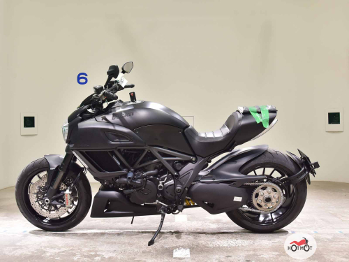 Мотоцикл DUCATI Diavel 2015, Черный