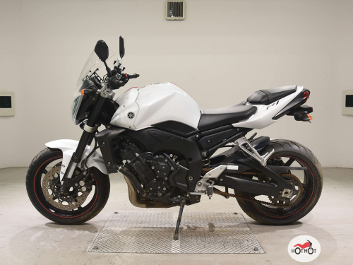 Мотоцикл YAMAHA FZ1 2008, белый