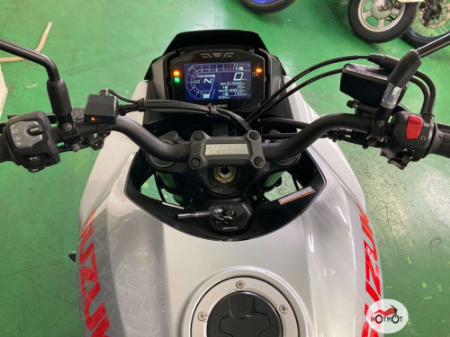 Мотоцикл SUZUKI KATANA 2019, СЕРЫЙ фото 5