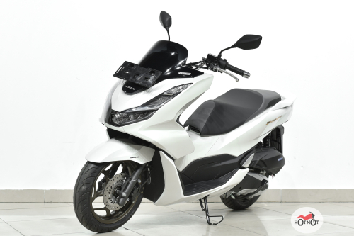 Скутер HONDA PCX 160 2024, белый фото 2