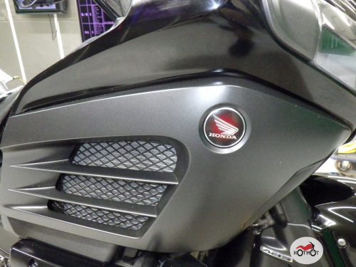 Мотоцикл HONDA GL 1800 2013, черный фото 10