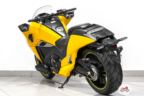 Мотоцикл HONDA NM4  2017, Жёлтый фото 8