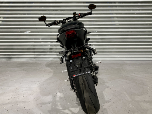 Мотоцикл Triumph Street Triple 2021, ЧЕРНЫЙ фото 5