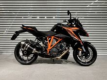 Мотоцикл KTM 1290 Super Duke GT 2021, ЧЕРНЫЙ