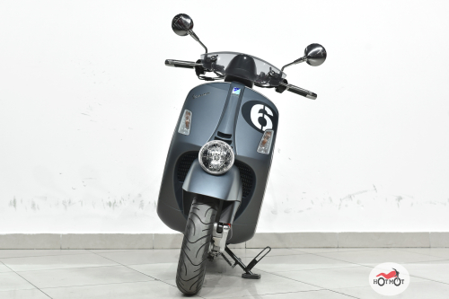 Скутер VESPA GTS 300 Super 2022, серый фото 5