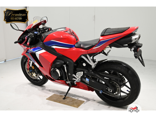Мотоцикл HONDA CBR 600RR 2021, Красный фото 14