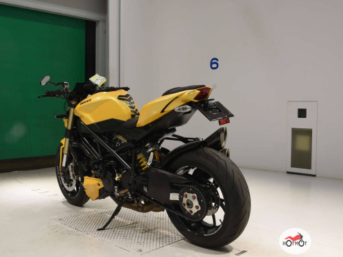 Мотоцикл DUCATI Streetfighter 2012, желтый фото 6