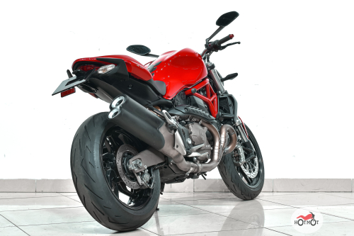 Мотоцикл DUCATI Monster 821 2015, Красный фото 7