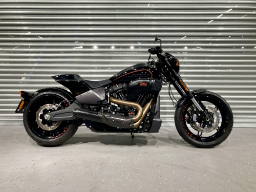 Мотоцикл Harley-Davidson FXDR 114 2019, ЧЕРНЫЙ