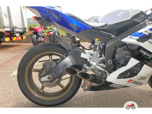 Мотоцикл YAMAHA YZF-R6 2008, Белый фото 7