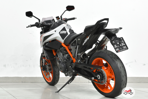 Мотоцикл KTM 890 Duke R 2021, белый фото 8